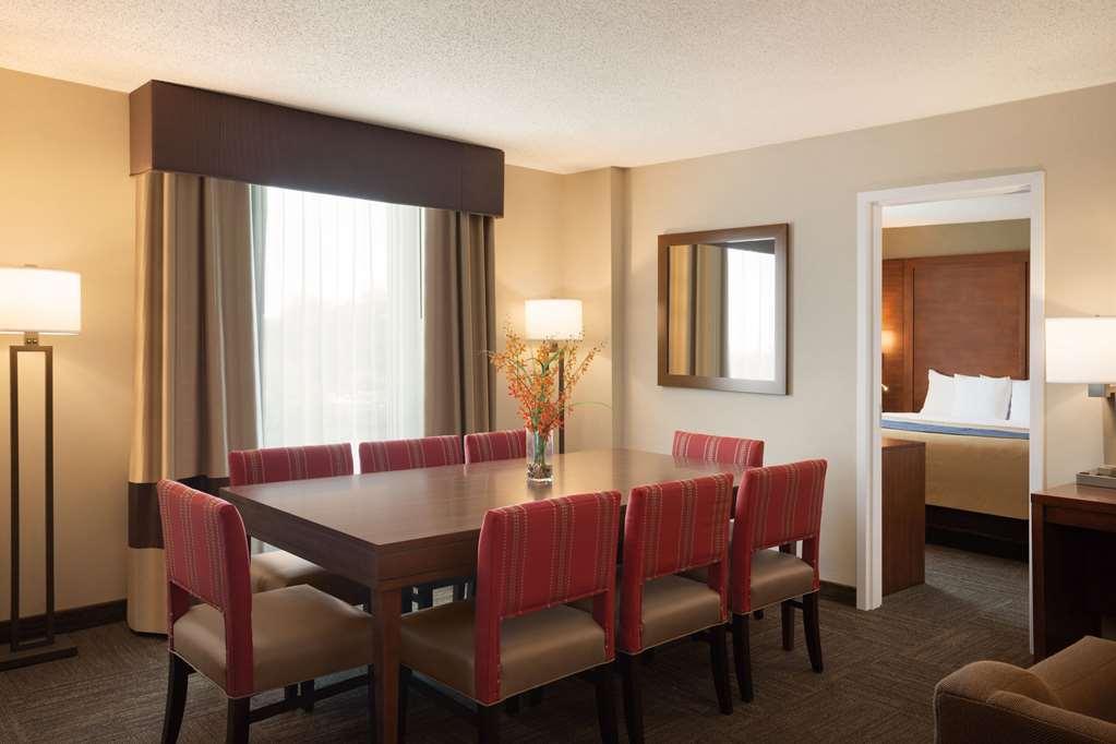 Comfort Inn & Suites Presidential Литъл Рок Стая снимка