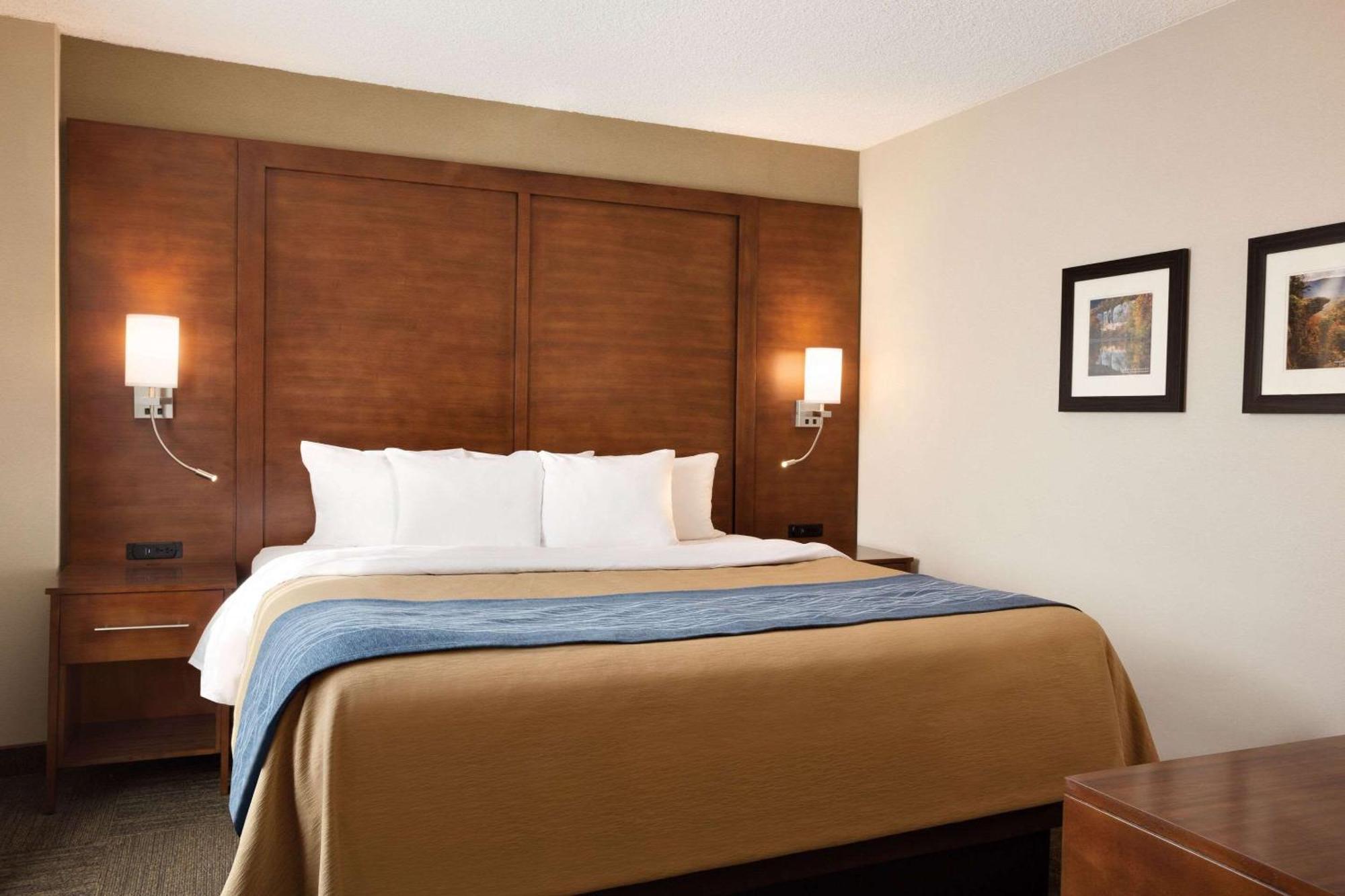 Comfort Inn & Suites Presidential Литъл Рок Екстериор снимка