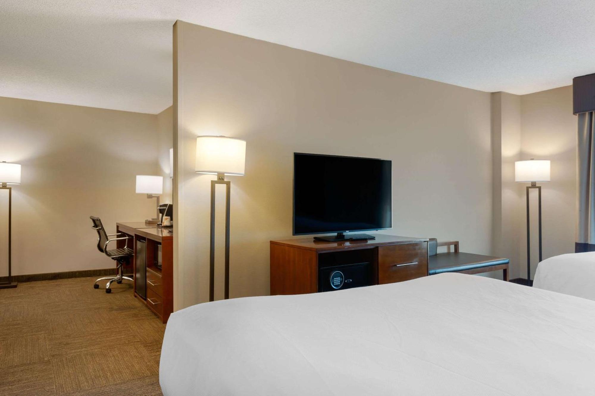 Comfort Inn & Suites Presidential Литъл Рок Екстериор снимка