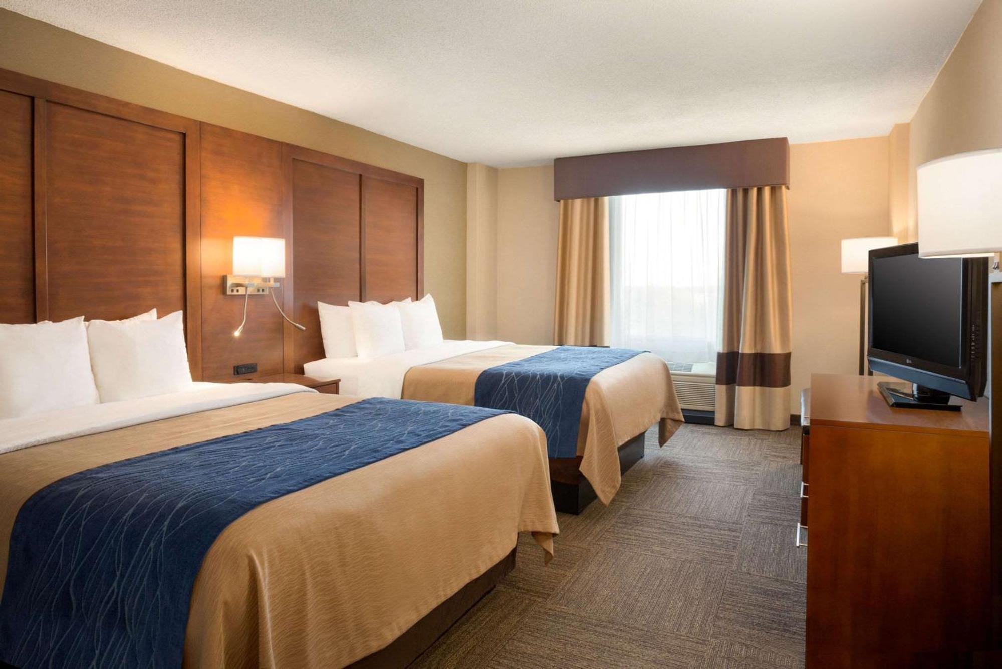 Comfort Inn & Suites Presidential Литъл Рок Екстериор снимка